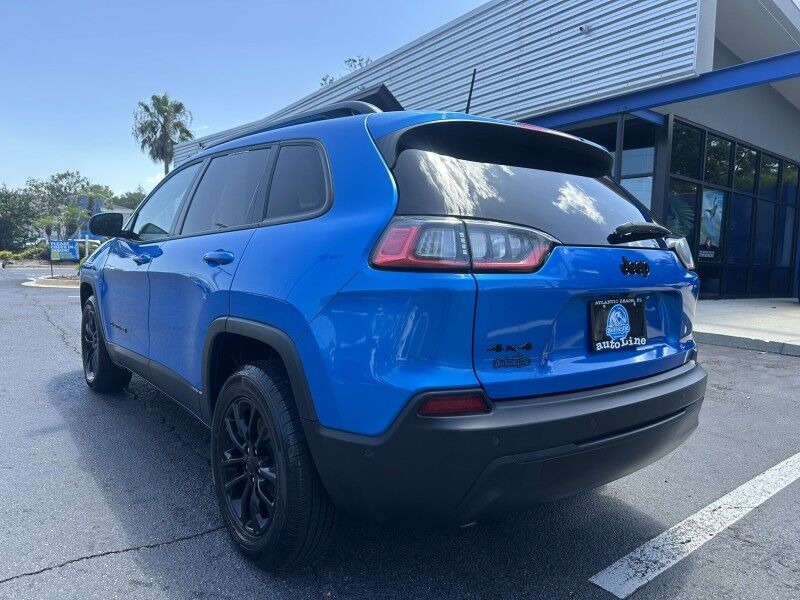 2023 Jeep Cherokee Altitude Lux