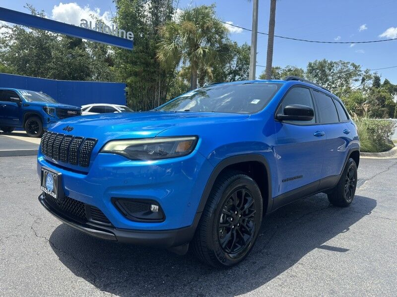 2023 Jeep Cherokee Altitude Lux
