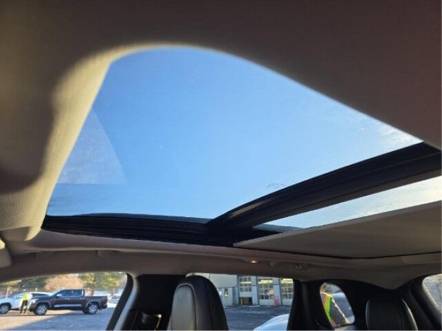 2023 Jeep Cherokee Altitude Lux Marshfield MA