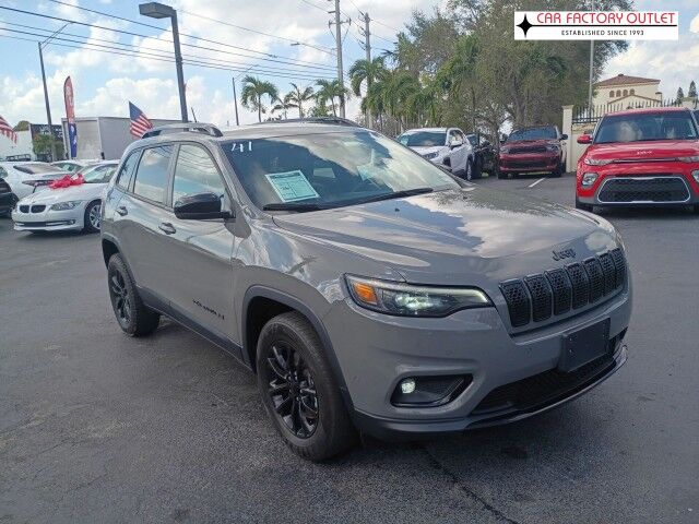 2023 Jeep Cherokee Altitude Lux