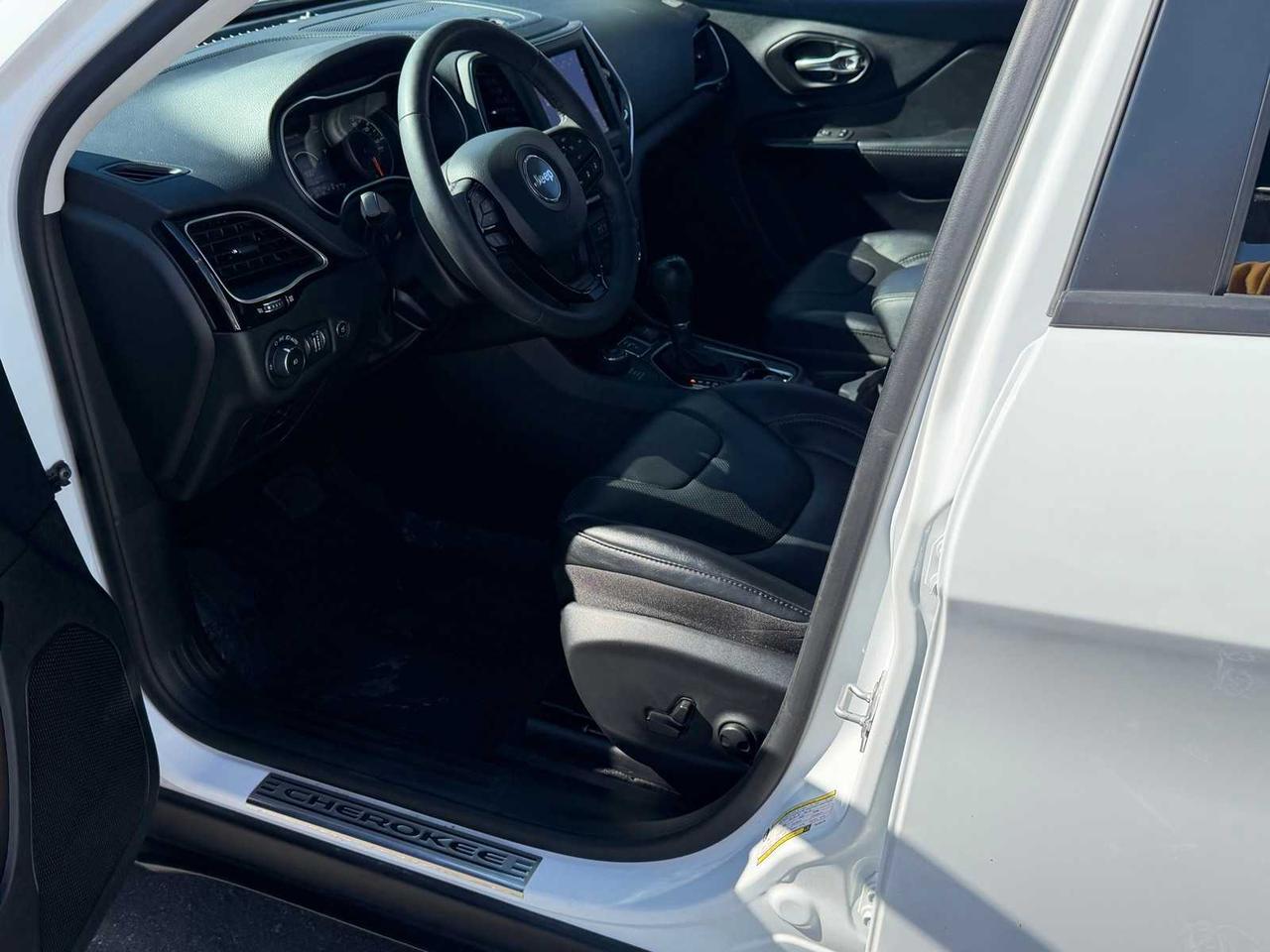 2023 Jeep Cherokee Altitude Lux Irving TX