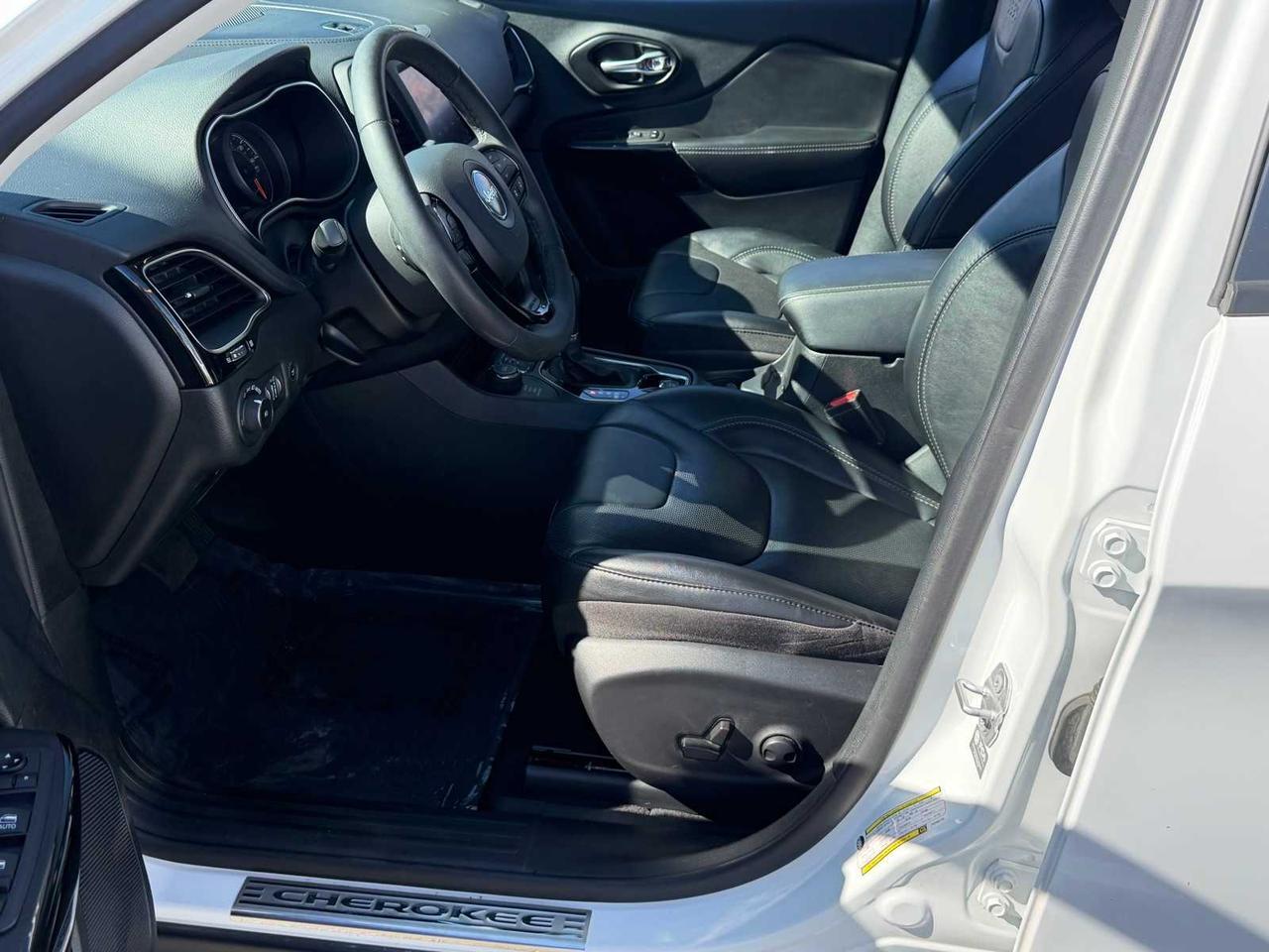 2023 Jeep Cherokee Altitude Lux Irving TX