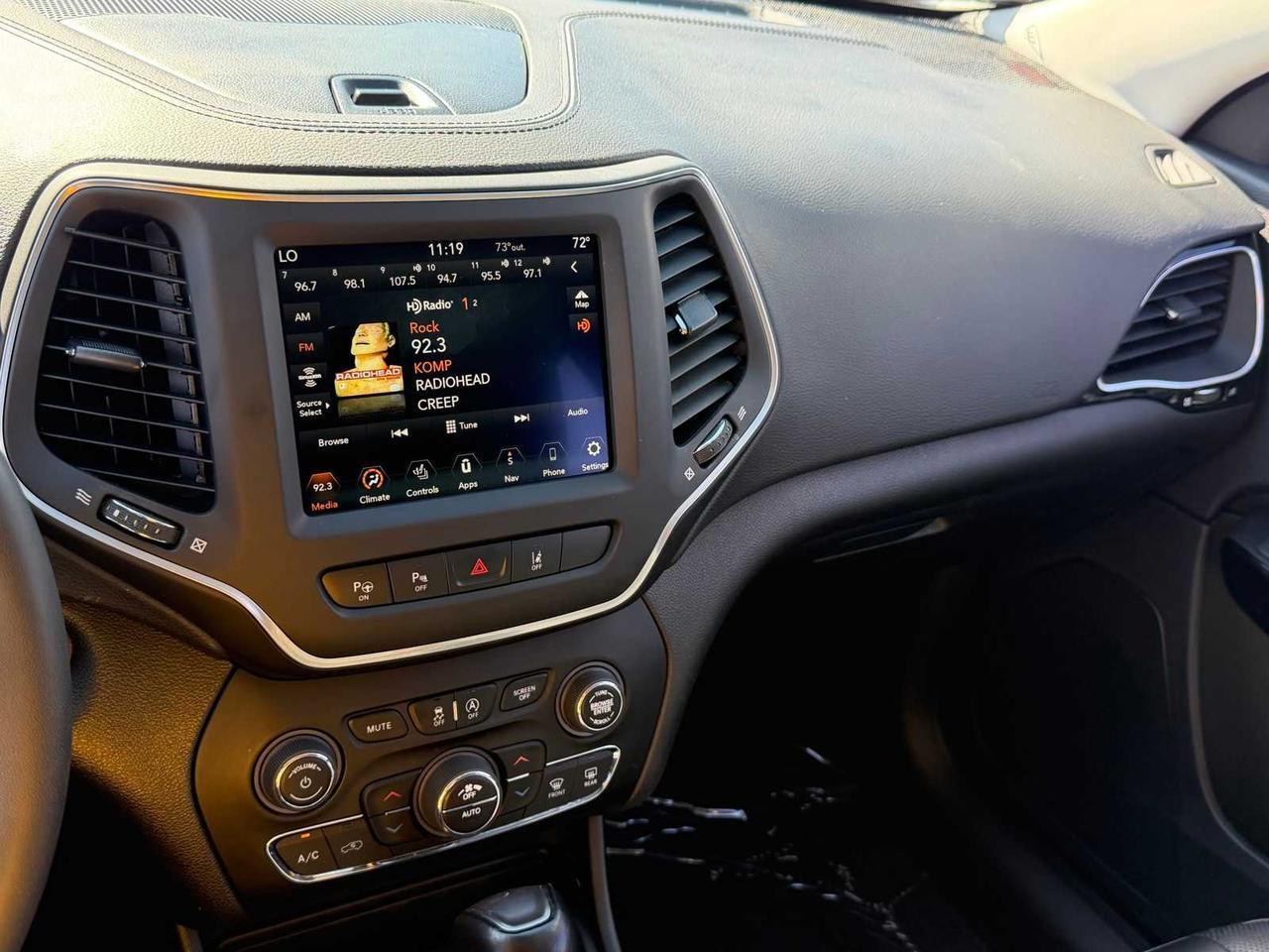 2023 Jeep Cherokee Altitude Lux Irving TX
