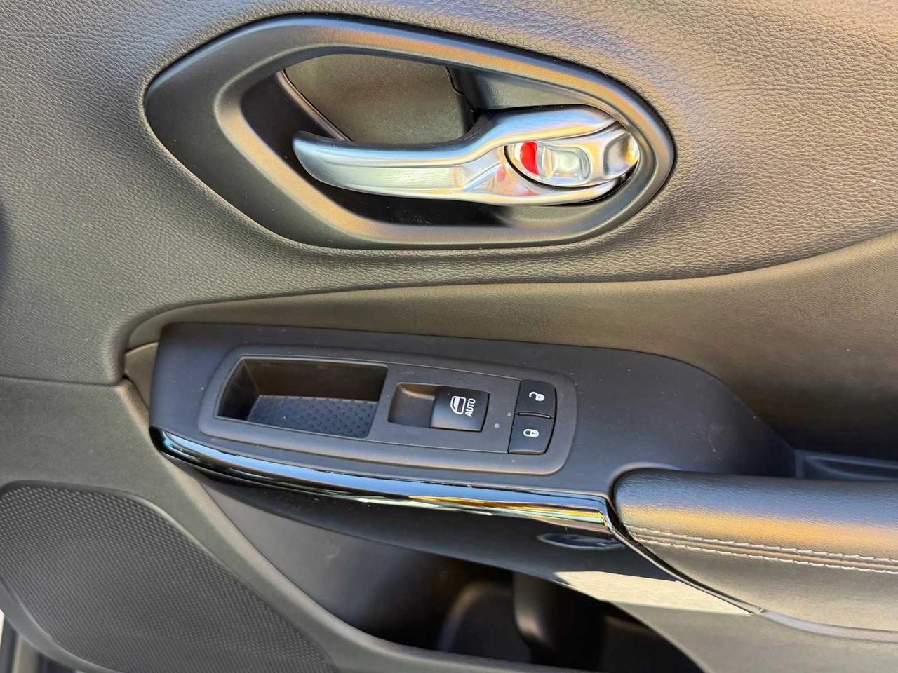 2023 Jeep Cherokee Altitude Lux Irving TX