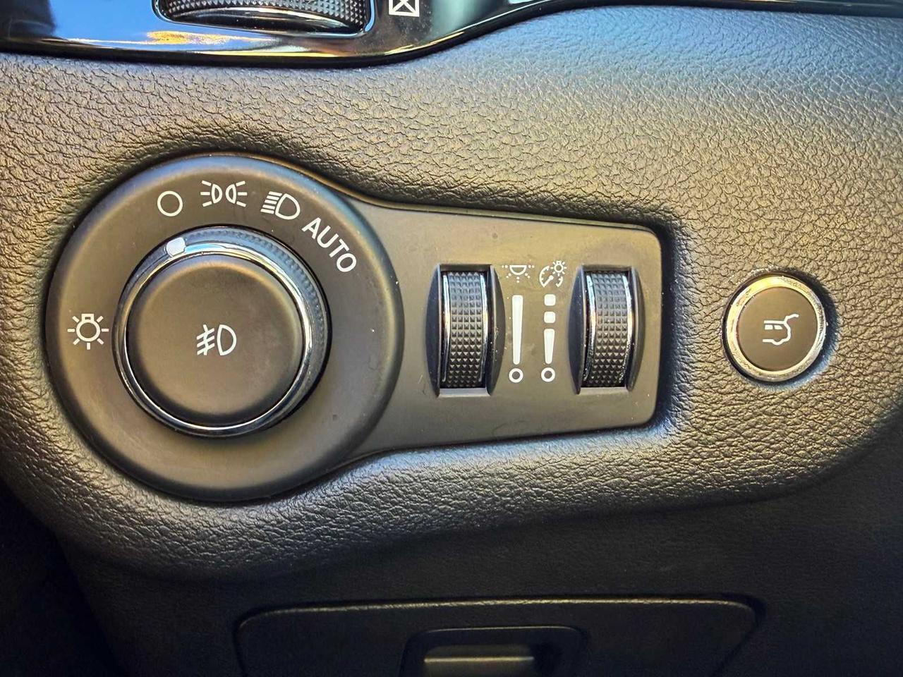 2023 Jeep Cherokee Altitude Lux Irving TX