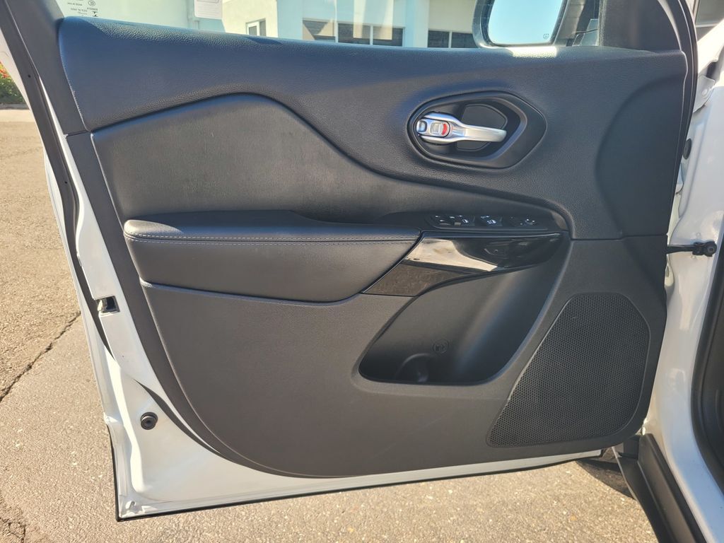 2023 Jeep Cherokee Altitude Roseville CA