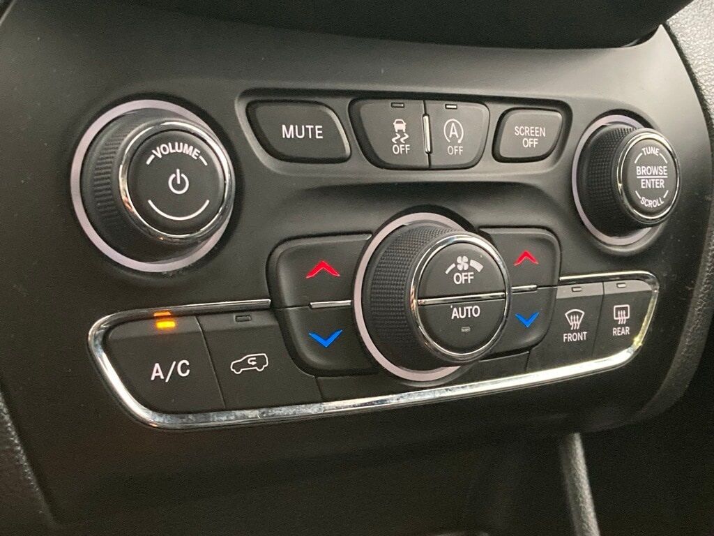 2023 Jeep Cherokee Altitude San Antonio TX