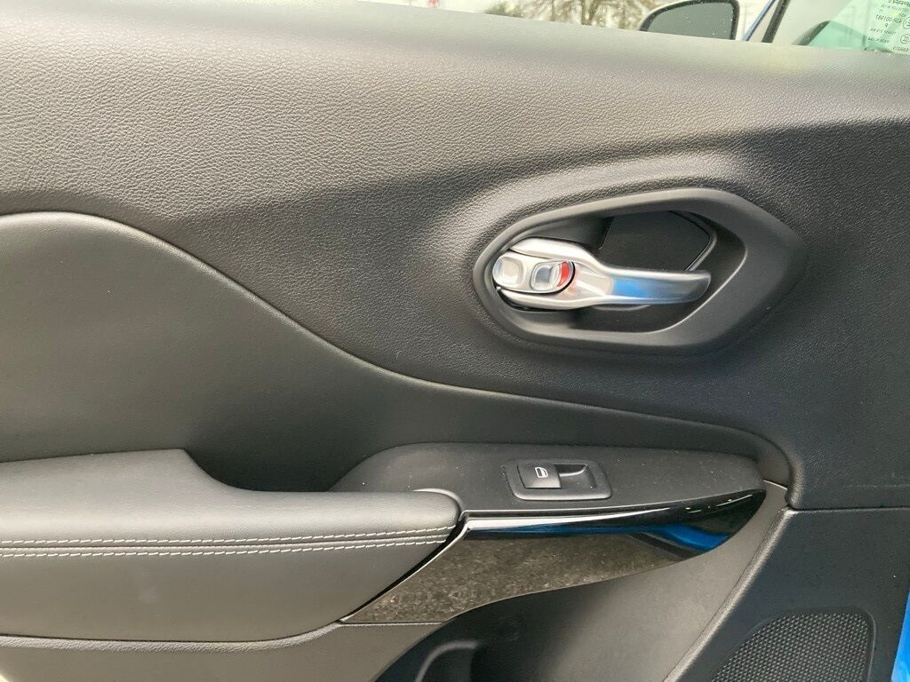 2023 Jeep Cherokee Altitude San Antonio TX