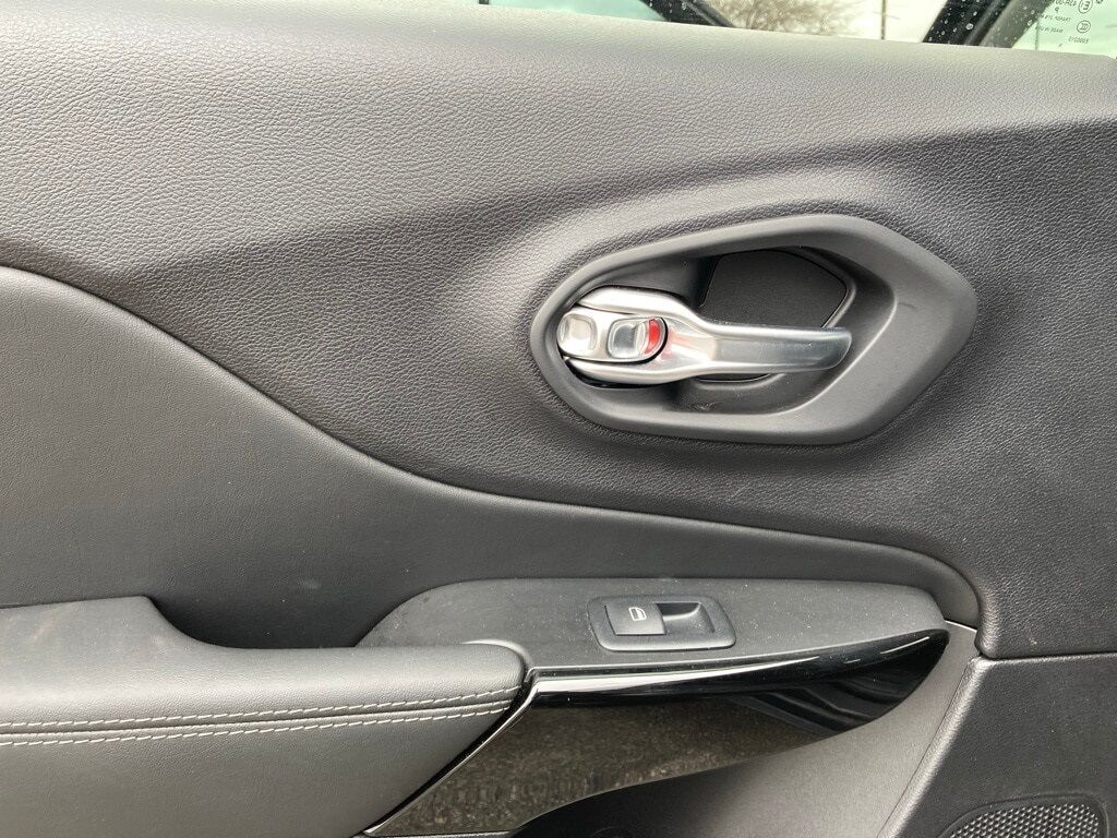 2023 Jeep Cherokee Altitude San Antonio TX