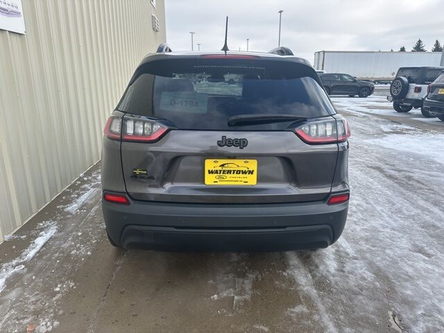 2023 Jeep Cherokee Altitude Watertown SD