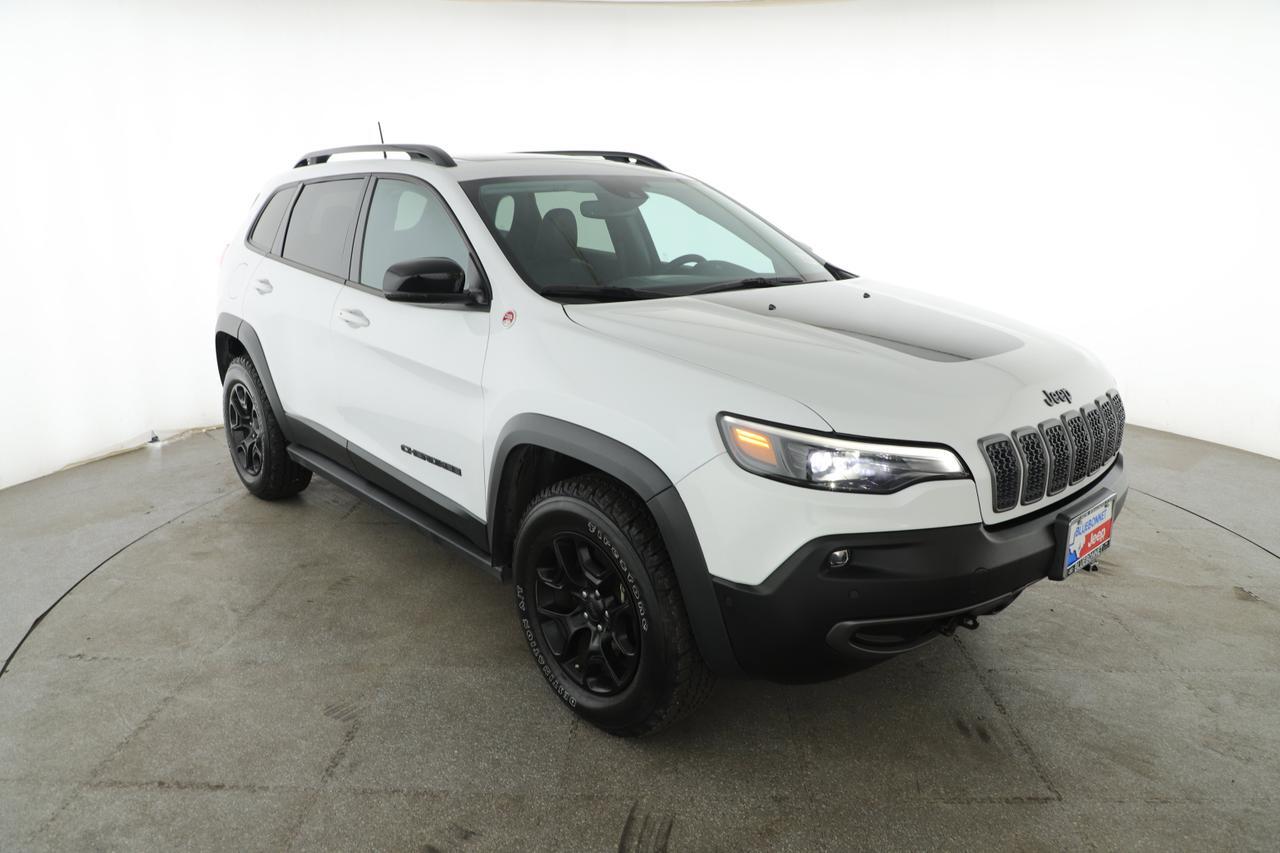 2023 Jeep Cherokee Trailhawk
