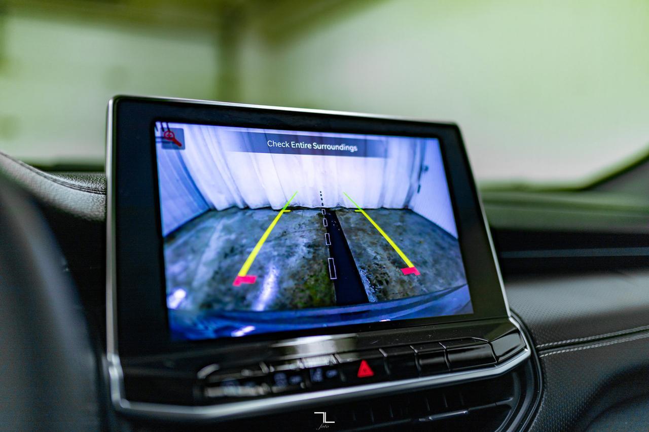 2023 Jeep Compass 4x4 Altitude Leather Roof Nav Red Deer AB