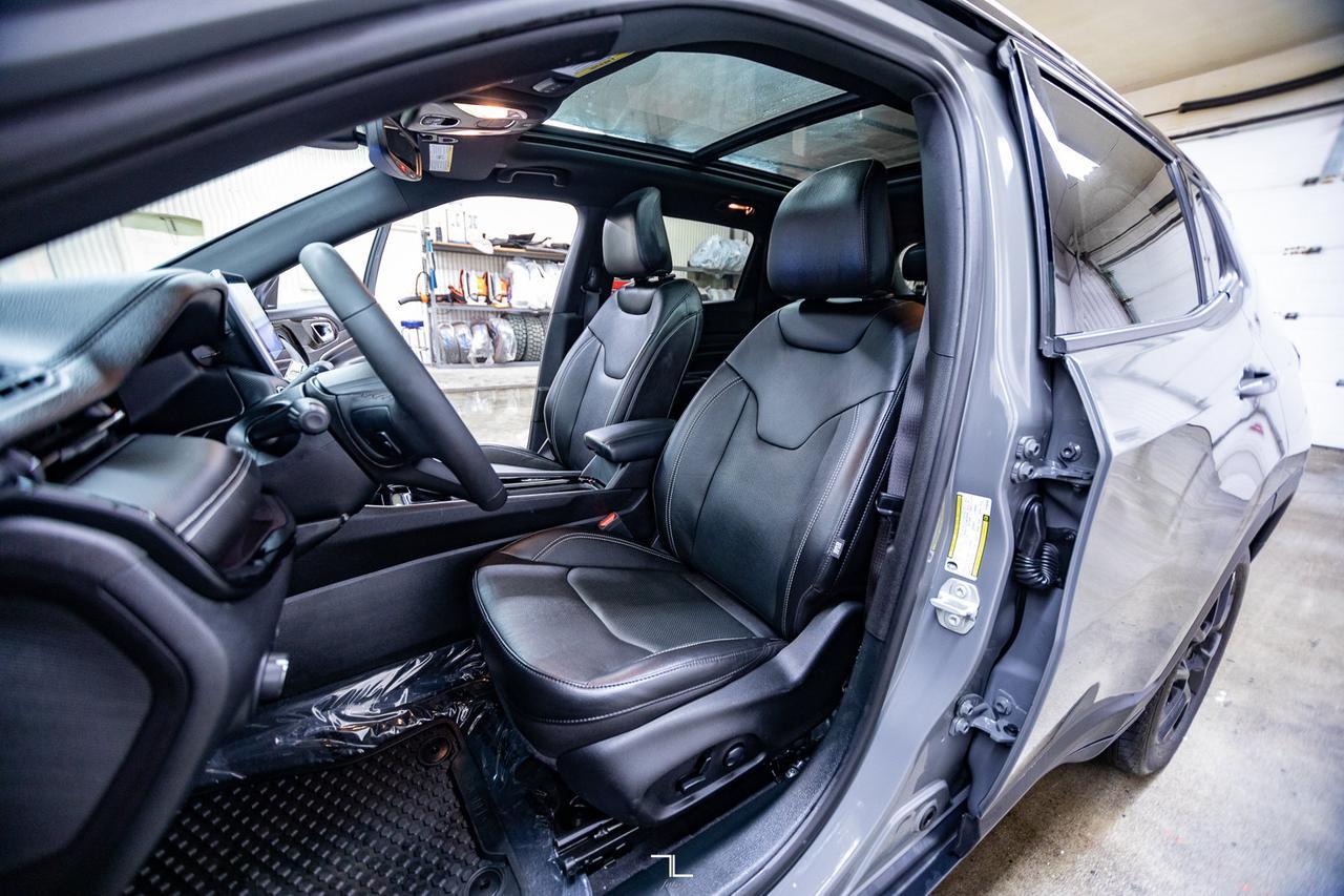 2023 Jeep Compass 4x4 Altitude Leather Roof Nav Red Deer AB