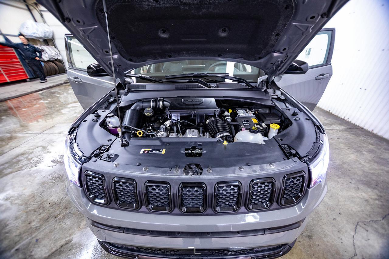 2023 Jeep Compass 4x4 Altitude Leather Roof Nav Red Deer AB