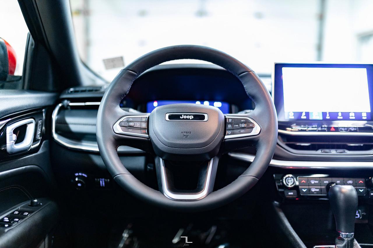 2023 Jeep Compass 4x4 Limited Red Edition Leather Roof Nav BCam Red Deer AB