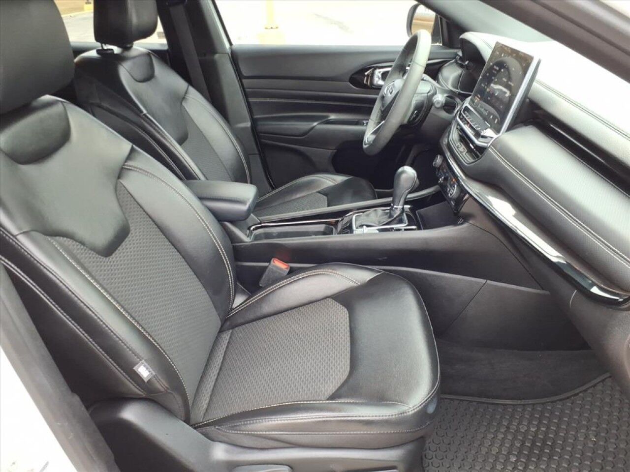 2023 Jeep Compass Altitude