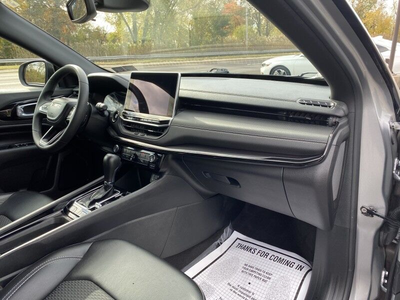 2023 Jeep Compass Altitude Bristol  PA