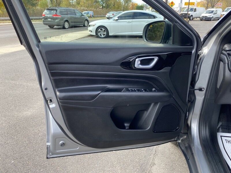 2023 Jeep Compass Altitude Bristol  PA