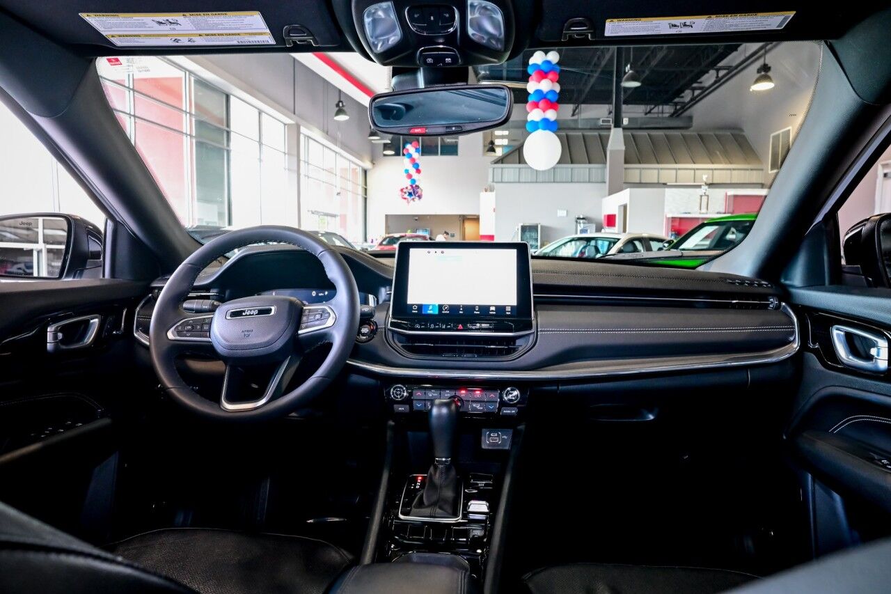 2023 Jeep Compass High Altitude, Elite Interior Group Springfield NJ