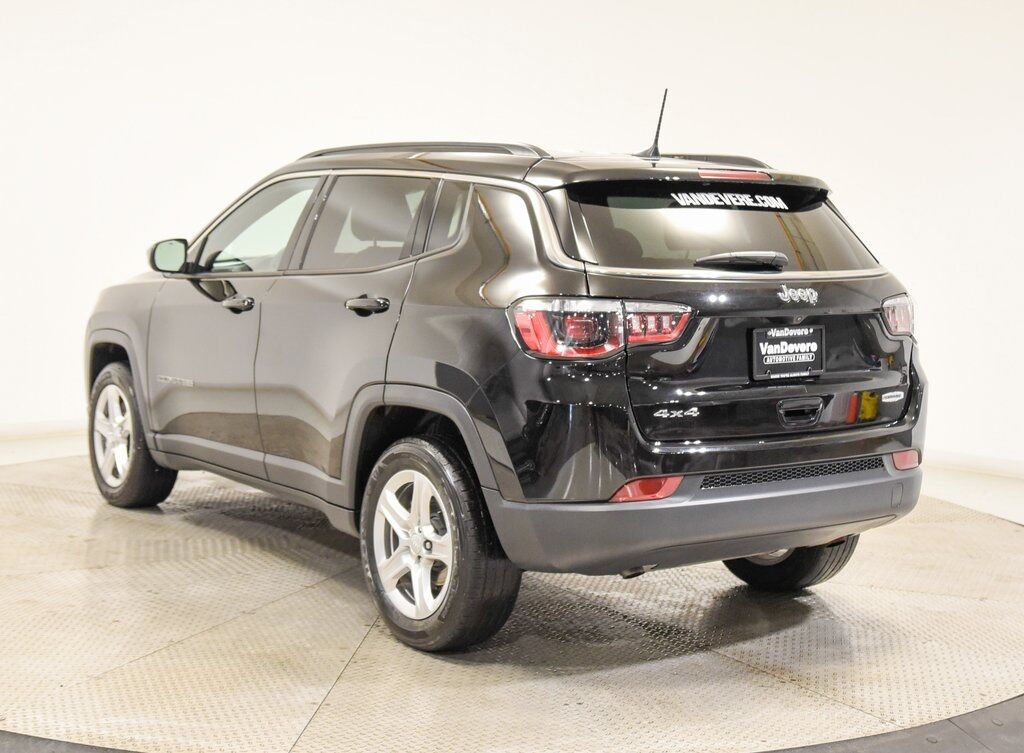 2023 Jeep Compass Latitude Akron