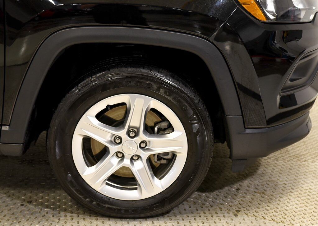 2023 Jeep Compass Latitude Akron