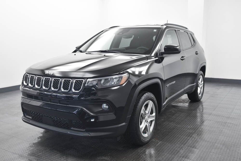 2023 Jeep Compass Latitude Akron OH
