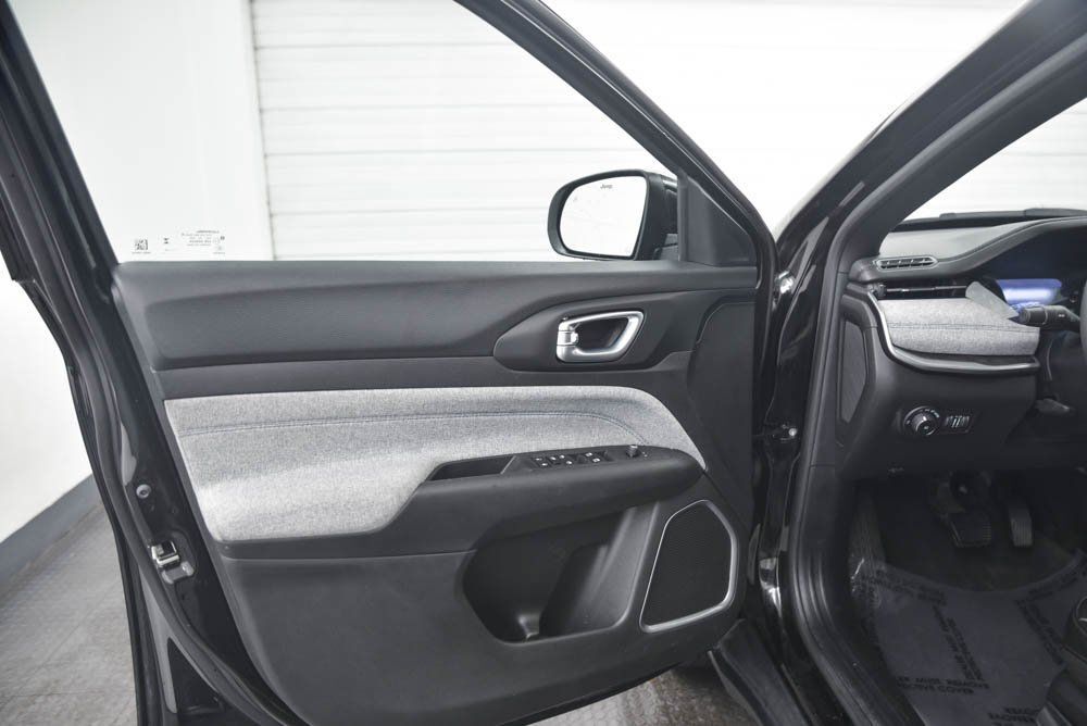 2023 Jeep Compass Latitude Akron OH