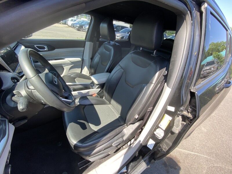 2023 Jeep Compass Latitude Bristol  PA