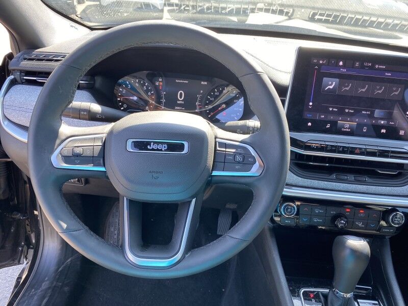 2023 Jeep Compass Latitude Bristol  PA