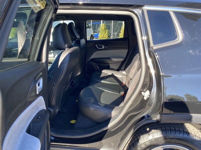 2023 Jeep Compass Latitude Bristol  PA