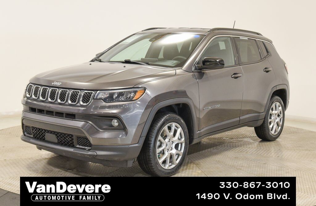 Used 2023 Jeep Compass Latitude Lux 4WD