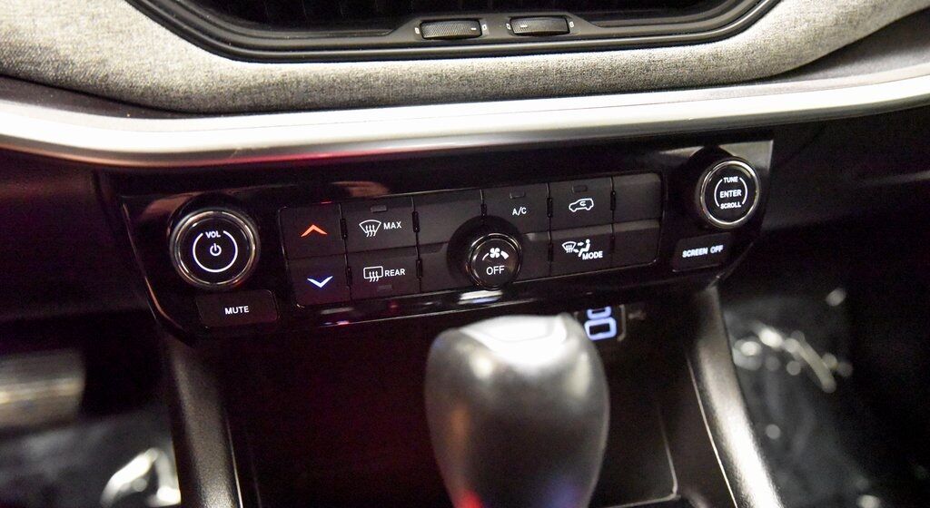 2023 Jeep Compass Latitude Lux Akron