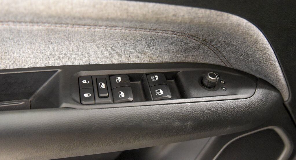 2023 Jeep Compass Latitude Lux Akron