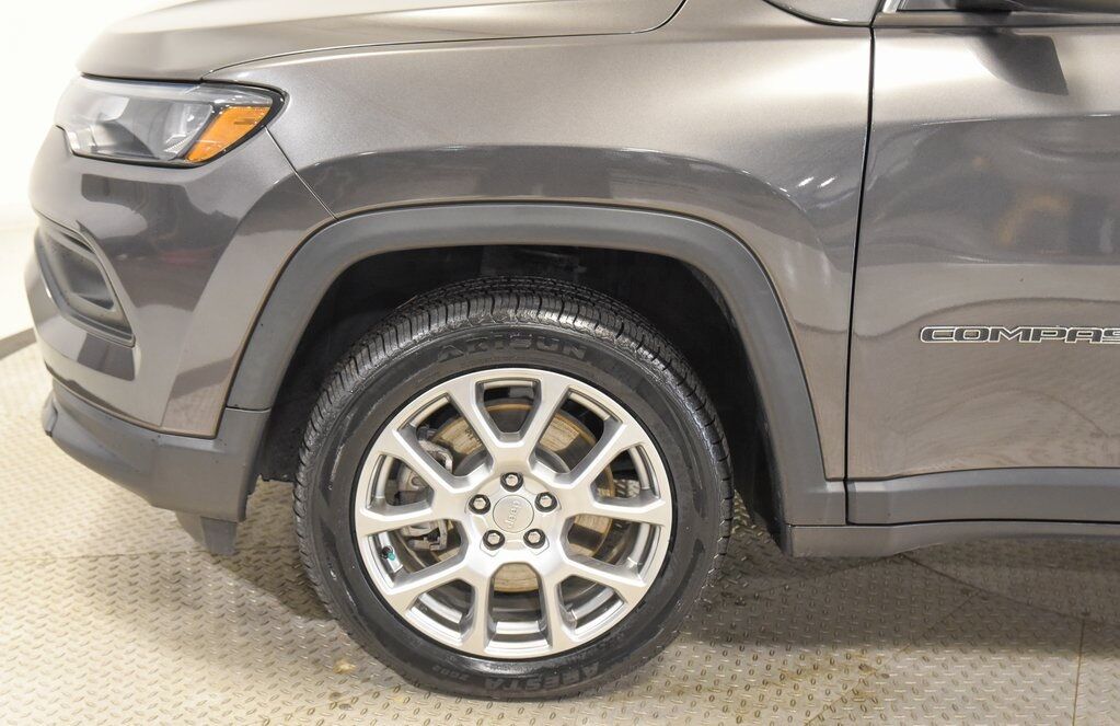 2023 Jeep Compass Latitude Lux Akron
