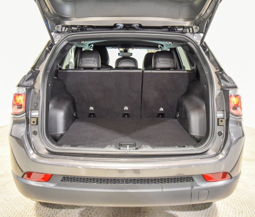 2023 Jeep Compass Latitude Lux Akron