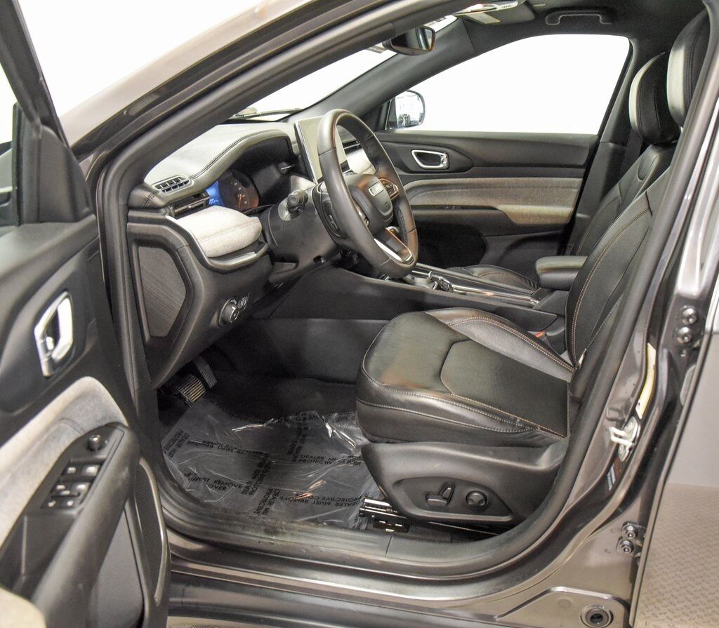 2023 Jeep Compass Latitude Lux Akron