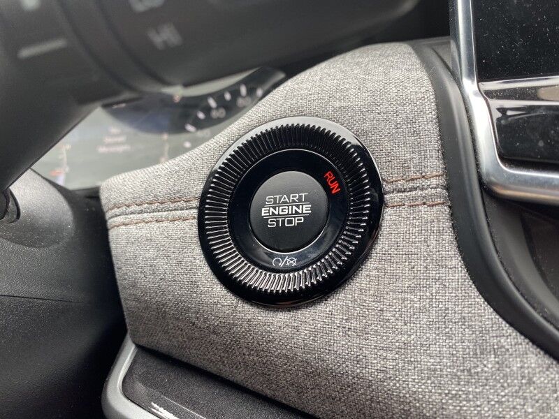 2023 Jeep Compass Latitude Lux Springfield PA