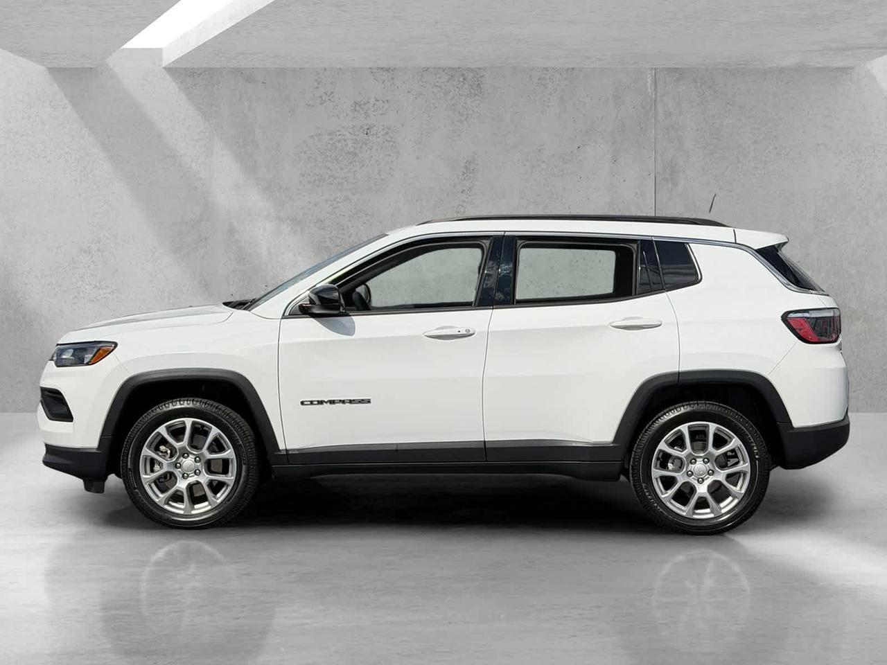 2023 Jeep Compass Latitude Lux Irving TX