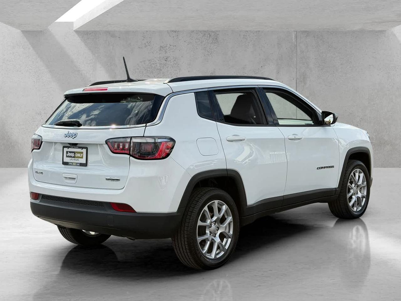 2023 Jeep Compass Latitude Lux Irving TX