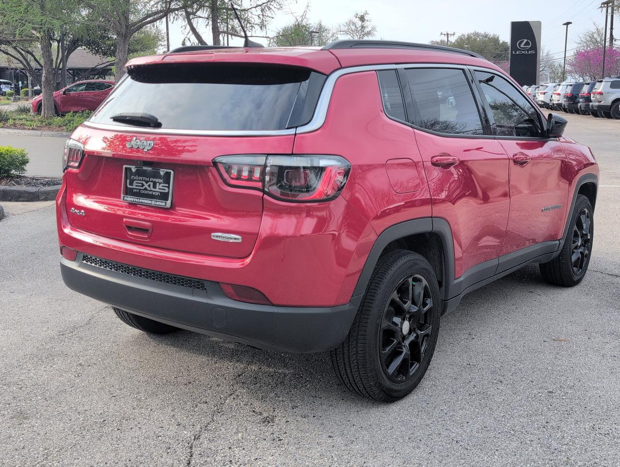 2023 Jeep Compass Latitude Lux