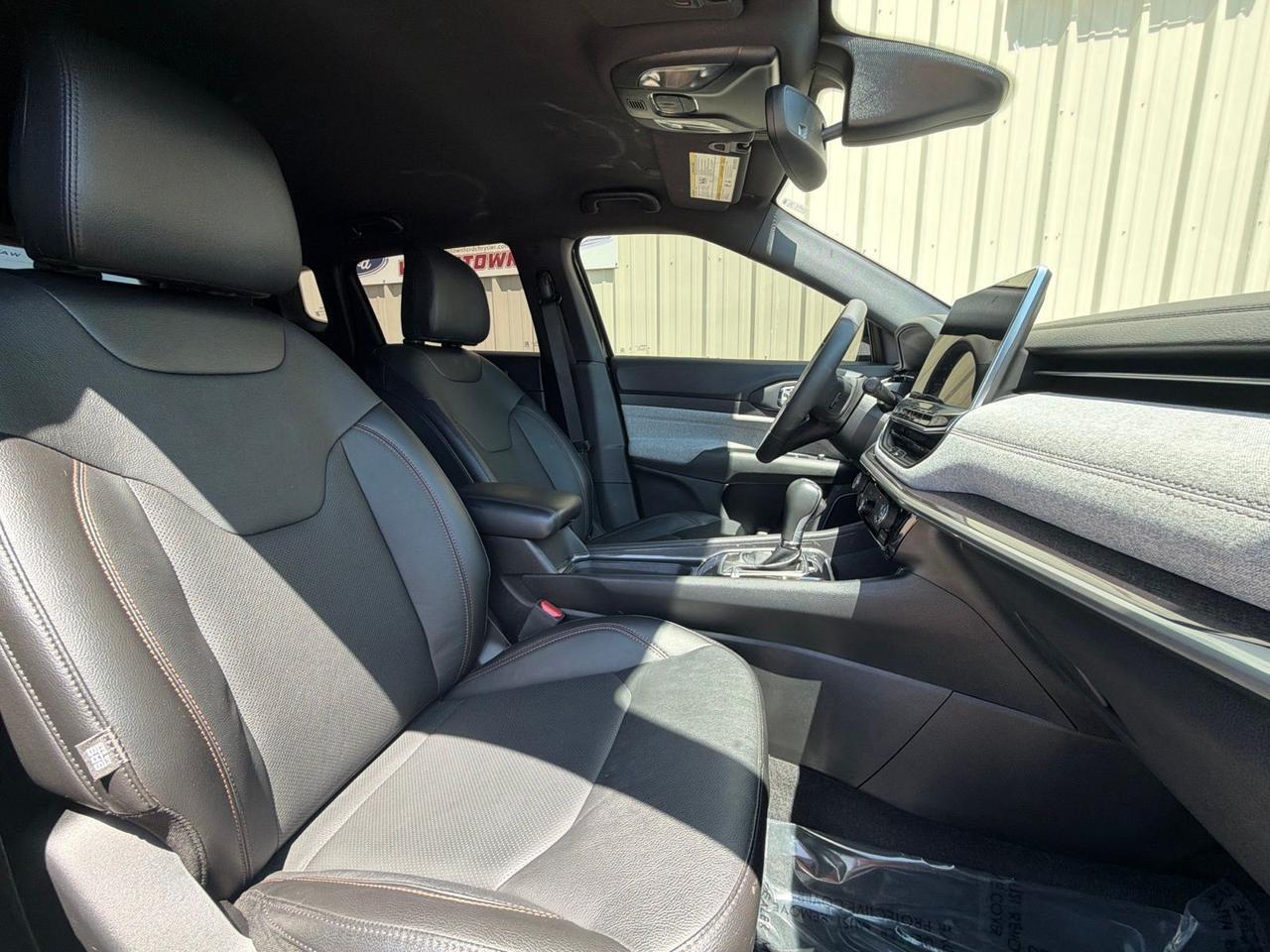 2023 Jeep Compass Latitude Lux Watertown SD