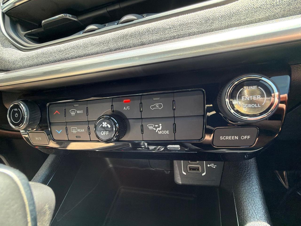 2023 Jeep Compass Latitude Lux Watertown SD