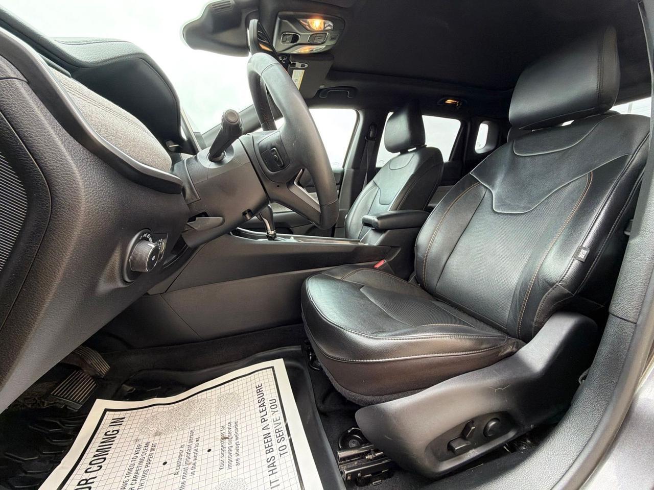 2023 Jeep Compass Latitude Lux Watertown SD