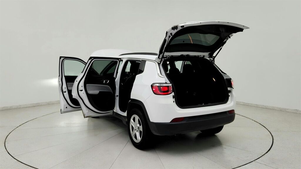 2023 Jeep Compass Latitude Laurel MD