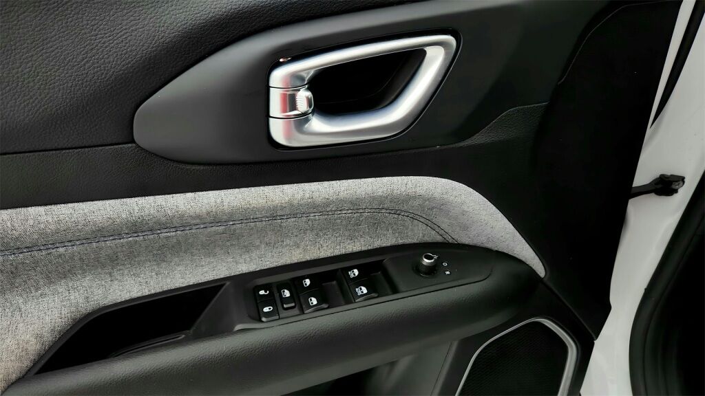 2023 Jeep Compass Latitude Laurel MD