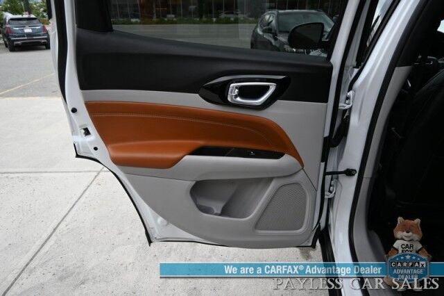 2023 Jeep Compass Limited / 4X4 / Auto Start / Power & Heated Leather Seats / Heated Steering Wheel / Adaptive Cruise Control / Blind Spot Alert / Apple CarPlay & Android Auto / Back Up Camera / 32 MPG / 1-Owner Anchorage AK