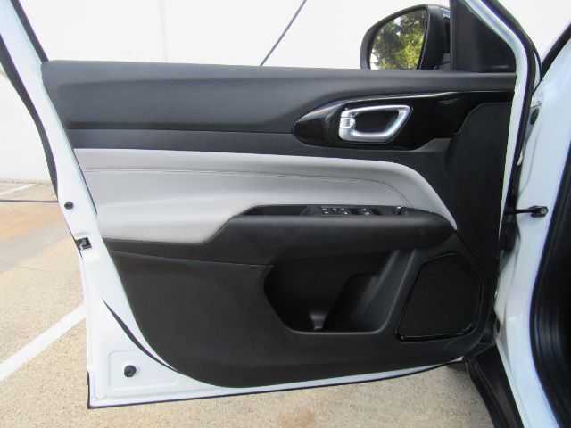 2023 Jeep Compass Limited 4x4 Plano TX