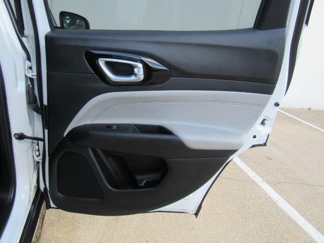 2023 Jeep Compass Limited 4x4 Plano TX