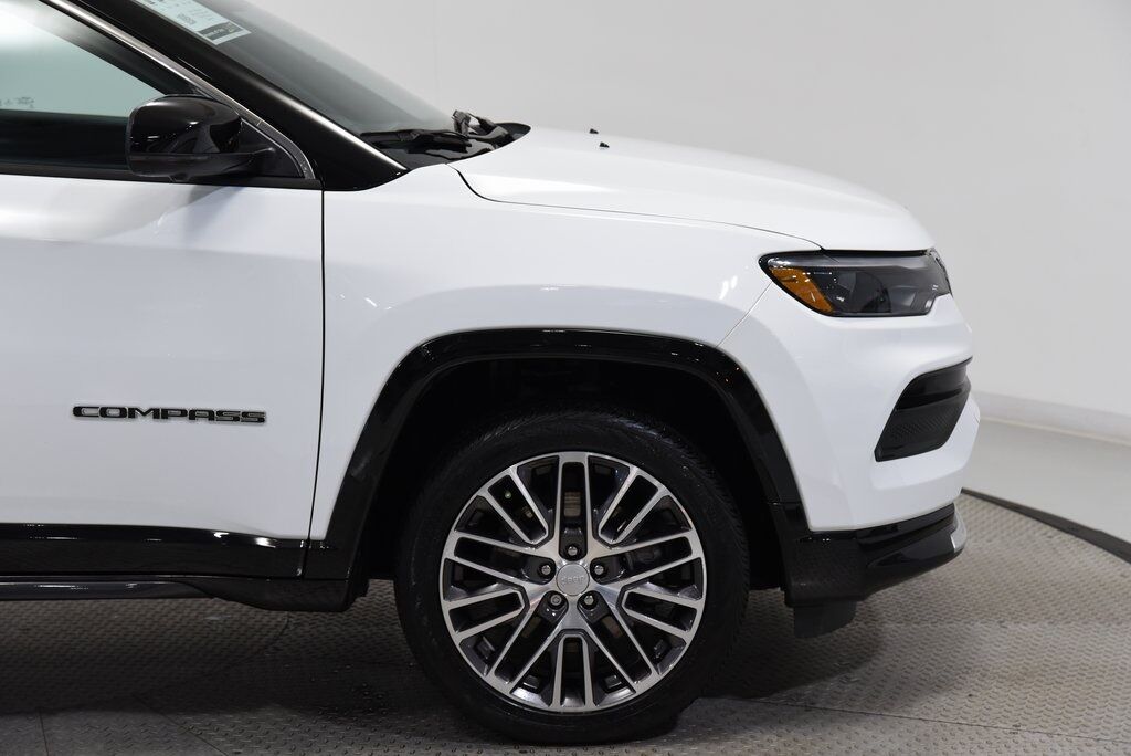 2023 Jeep Compass Limited Akron