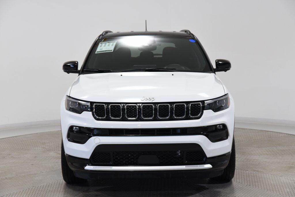 2023 Jeep Compass Limited Akron